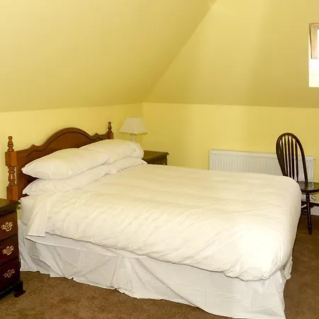 The Gate Lodge Cannaway House