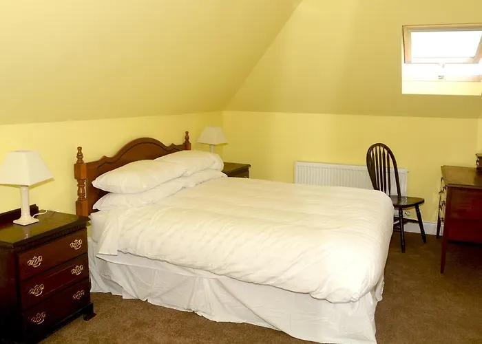 The Gate Lodge Cannaway House